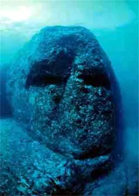 Подводные пирамиды Йонагуни. Достопримечательности Японии
