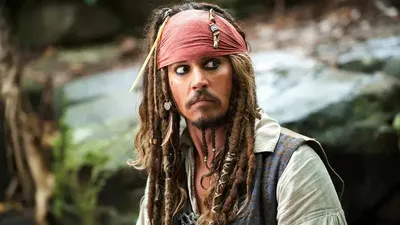 Джонни Депп отказался от роли в \"Пиратах Карибского моря\" из-за скандала с  Эмбер Хёрд