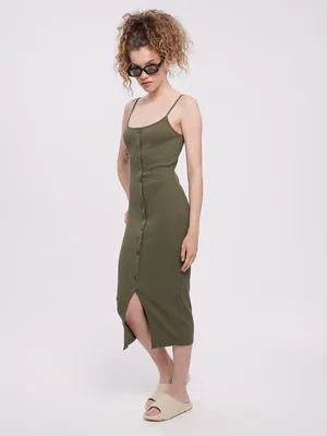 Длинное платье спереди на пуговицах, цвет: хаки купить в интернет-магазине  ТВОЕ, арт.81289