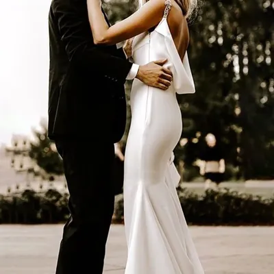 Свадебные платья Краснодар on Instagram: \"Тип фигуры «песочные часы» будет  смотреться наиболее гармонично в свадебном платье «русалка». Главное при  выборе такого фасона - не переборщить с декором и сделать акцент либо на