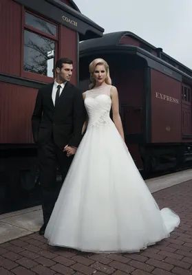 Белое свадебное платье в стиле Голливуд Платье для свадьбы с пайетками и  драпировкой на запахе - YouTube