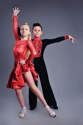 Платья для бальных танцев (@ekaterinagrafova) • Instagram photos and videos