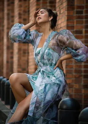 Лучшие трикотажные платья весна 2020: модные образы с фото | Vogue UA
