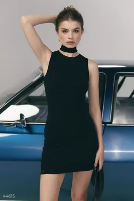 Чёрное платье с чокером декольте — цена 450 грн в каталоге Короткие платья  ✓ Купить женские вещи по доступной цене на Шафе | Украина #79751806