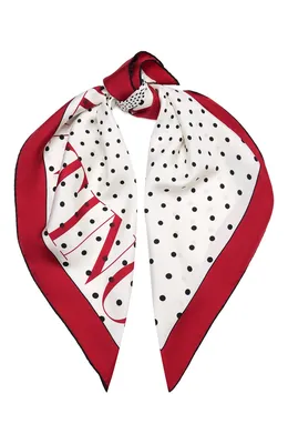 Шейный шелковый платок Valentino \"Flowers\". Купить платок из твила Валентино  розового цвета на шею