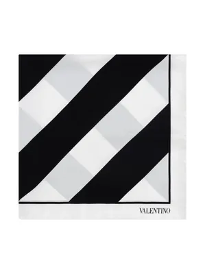 Шелковый брендовый платок Valentino 90*90 см черный с золотым ручная  обработка края (ID#1806765112), цена: 430 ₴, купить на Prom.ua