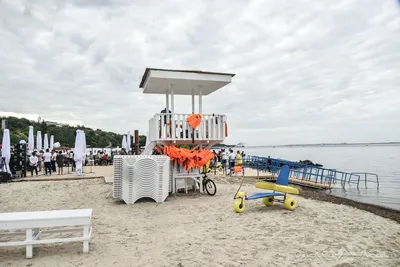 В Одессе снесли пляж для людей с инвалидностью, но пандусы обещают вернуть  (фото) — УСІ Online
