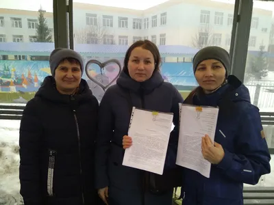 Песков оценил желание детей поставить подписи за выдвижение Путина