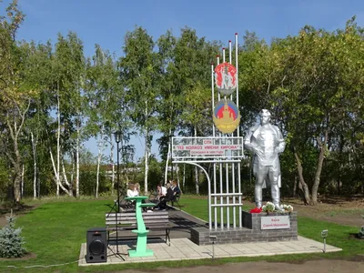 В селе Подсосново 29 августа торжественно открыли памятник С.М. Кирову, имя  которого носит местное хозяйство | Новое время