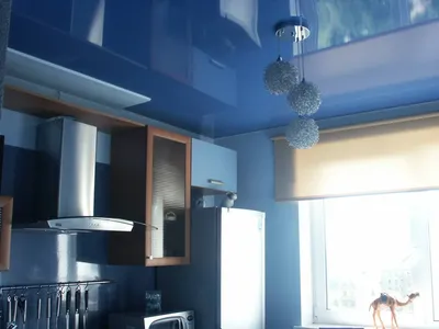 Двухуровневый белый матовый натяжной потолок для кухни, монтаж и установка  в Саратове