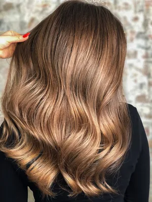 Окрашивание Ombre Hair (омбре, балаяж, растяжка цвета) - «Измениться, но не  кардинально? Привнести легкость в свой образ и освежить цвет волос? Омбре  на темные волосы средней длины.» | отзывы