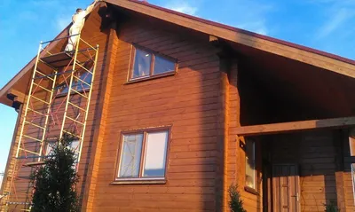Покраска домов из клееного бруса внутри и снаружи: когда проводить,  варианты, заказ материала в СтройИндустрия