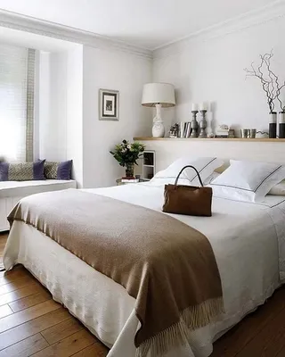 Полки на стену над кроватью: 10 лучших фото (идей) | Wall shelves design,  Shelf decor living room, Wall decor design