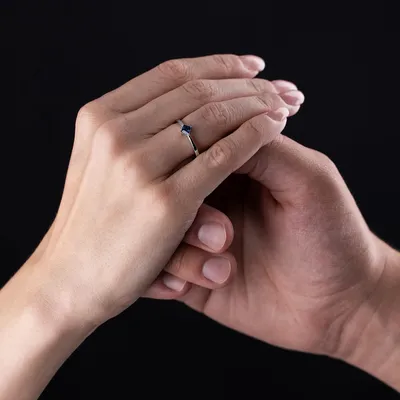 Как носить кольца? По этикету и традициям объясняем на пальцах! | PIERRE  Журнал