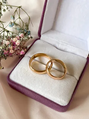 Обручальное кольцо с камнем | Wedding rings, Cute engagement rings, Diamond  wedding bands