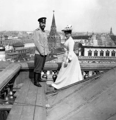 Культурология - Царская семья и Григорий Распутин. Фото 1908 г | Facebook