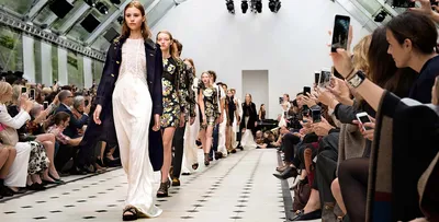 Мода весна-лето 2023: основные тренды | Последние модные тенденции, Мода  для женщин, Летние стили