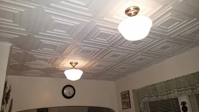 Монтаж потолочной плитки из пенополистирола