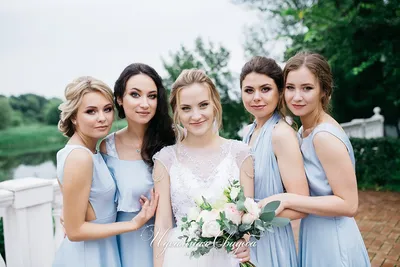 Прически для подружки невесты (40 лучших фото)