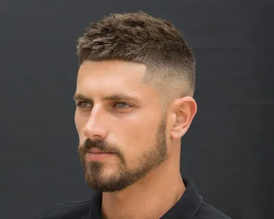 Классический фейд | Mens haircuts fade, Fade haircut styles, High skin fade  haircut