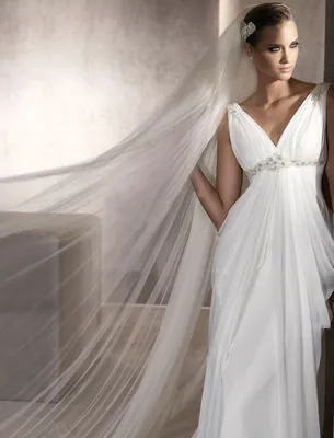 Свадебная прическа Греческая коса с фатой от Алёна Рей: смотреть фото,  читать отзывы — Wed by Me