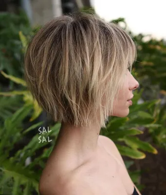 Short Choppy Bob With Bangs | Short choppy haircuts, Short choppy hair,  Choppy hair