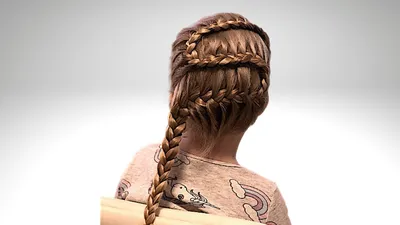 Прическа в виде змей на голове …» — создано в Шедевруме