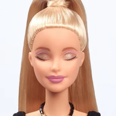 Отзыв о Голова куклы Barbie для причесок и макияжа | Отличная забава для  ребенка