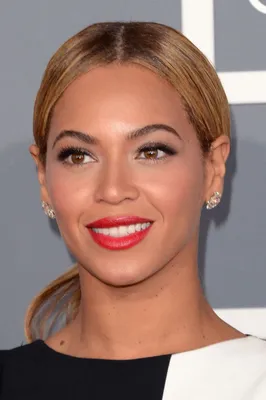 Ombre hair looks that our favourite celebrities love | Beyonce hair,  Beyonce hair color, Hair styles