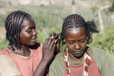 Африканские косички в Люберцах: 52 парикмахера с отзывами и ценами на  Яндекс Услугах.