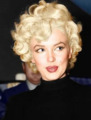 Pin by Gen Freemixxx on mOnRoE M | Celebrity short hair, Hair styles 2014,  Short celebrities