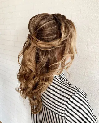 New] The 10 Best Hairstyle Ideas Today (with Pictures) - Прическа по заказу  выпускницы Лёгкие собранные локоны с эле… | Long hair styles, Hair styles,  Hair cuts