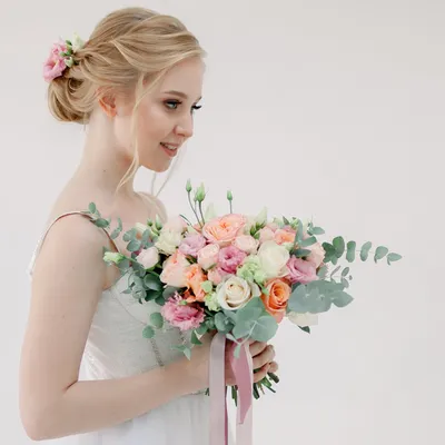 Украшение прически невесты цветами купить в Санкт-Петербурге |  Интернет-магазин АртФлора