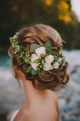 Самые красивые свадебные прически с цветами | The-Wedding.Ru Идеи для  свадьбы | Дзен