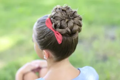 Прически с косичками Канал Прически для девочек | Огромный выбор причесок  на длинные волосы, прически на каждый день в школу и садик, прически на  праздничные мероприятия. | By You Tube канал Прически