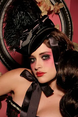 Moulin Rouge style :) | Rouge makeup, Burlesque makeup, Cabaret makeup