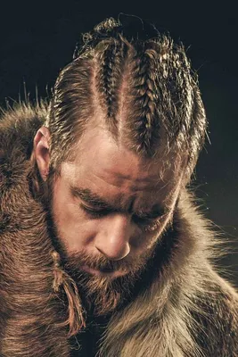 Travis Fimmel | Viking hair, Viking haircut, Hair and beard styles