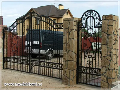 Кованые ворота в ассортименте. Купить кованые ворота в компании Модуль  Двери.
