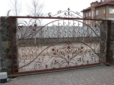 Откатные ворота на сваях в Москве, выгодные цены с установкой