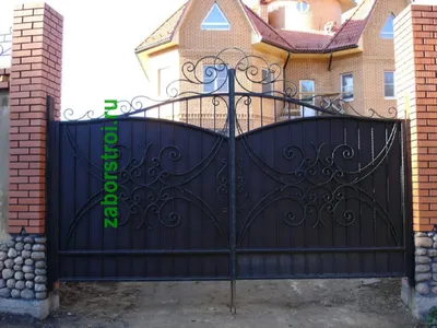 Ворота Doorhan – цены, размеры, характеристики в Звенигороде и Москве -  Голицино, Одинцово, Истра