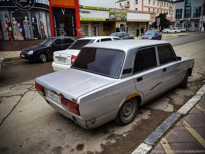 Лада Приора 10 года в Буйнакске, 2010 год состояние отличное, хэтчбек 5  дв., бензиновый, комплектация 1.6 MT Стандарт 21722-00-010, мкпп, 1.6 л.