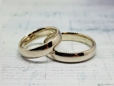 Классические обручальные кольца прямоугольного профиля с бриллиантом на  заказ из белого и желтого золота, серебра, платины или своего металла