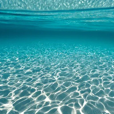 там просто нереально прозрачная вода ….😍 | Instagram