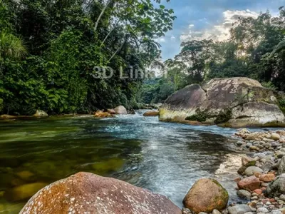 Прозрачная вода