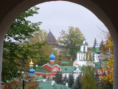 Псково-Печерский монастырь. Фото и видео мужского Печорского монастыря –  северной крепости