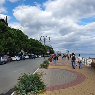 Профессорский уголок в Алуште. Нашла европейский район в городе, который  живет сам по себе, среди бывших дач интеллигентов | Крымская  путешественница | Дзен