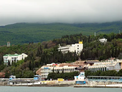Рабочий Уголок с моря. Алушта, Крым, весна 2009