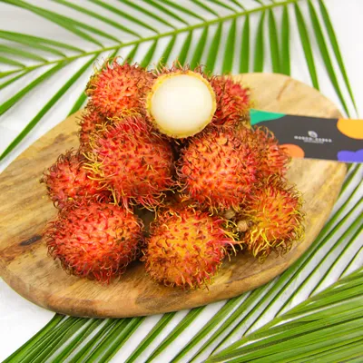 ФРУКТЫ🔸ЭКЗОТИКА🔸ВИТЕБСК on Instagram: \"РАМБУТАН Рамбутан – это небольшой  круглый тропический фрукт с ярко-красной кожурой, покрытой мягкими,  гибкими, похожие на волосы шипами, внутри у него вкусная сочная мякоть  белого цвета с одной большой