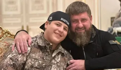 Представим: Кадырова нет. Людям, муссирующим слухи о здоровье чеченского  главы, стоит задуматься о том, с какими проблемами столкнется Чечня в  случае печального исхода — Новая газета