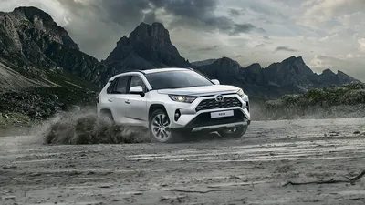 Жить стало веселее: тест-драйв нового Toyota RAV4 - КОЛЕСА.ру –  автомобильный журнал